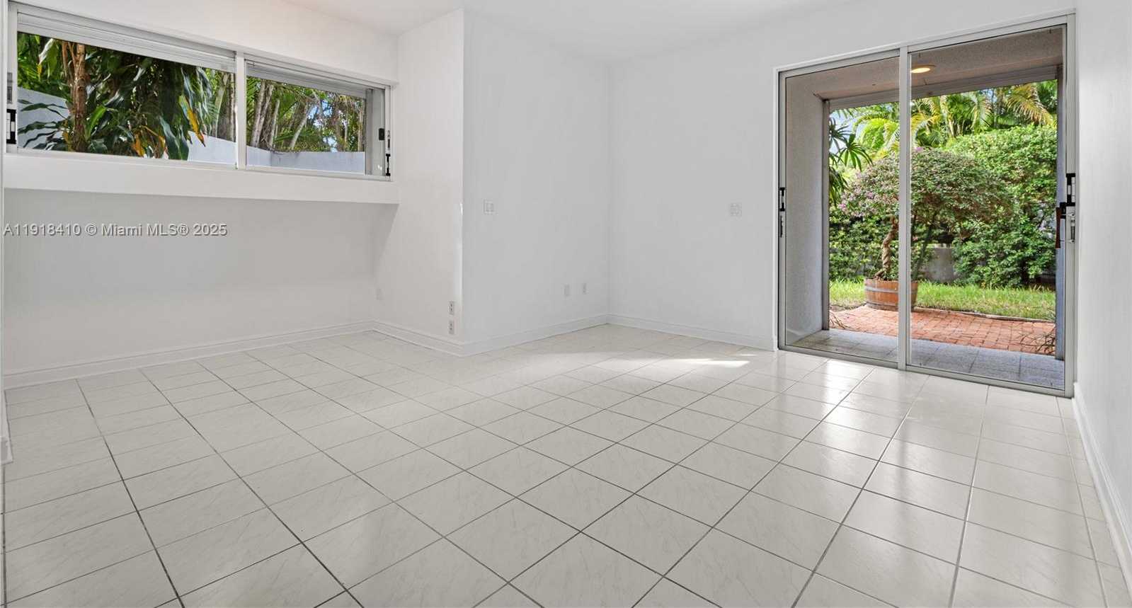 Small Image of 2475 SOUTH BAYSHORE DR, Miami Number 32