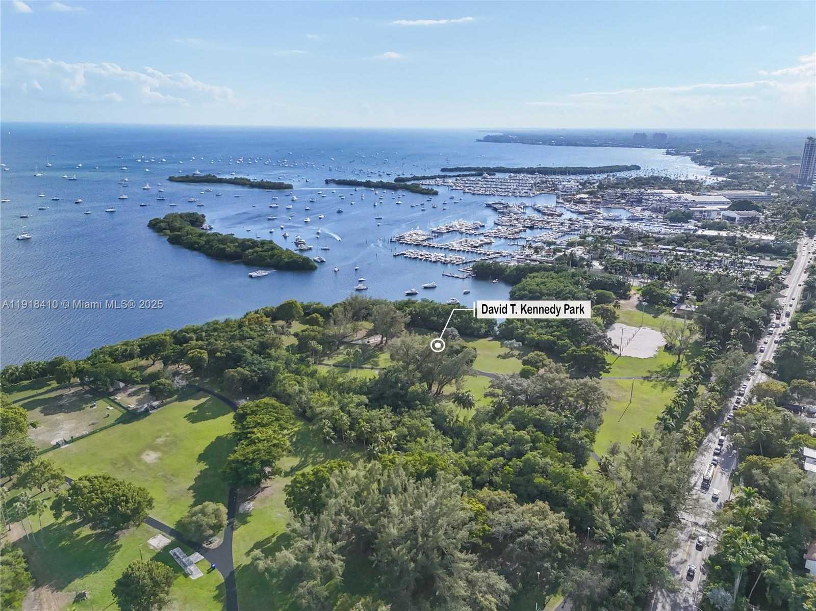 Small Image of 2475 SOUTH BAYSHORE DR, Miami Number 45