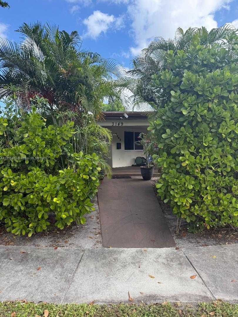 Small Image of 3149 HOLLYWOOD BLVD, Hollywood Number 34