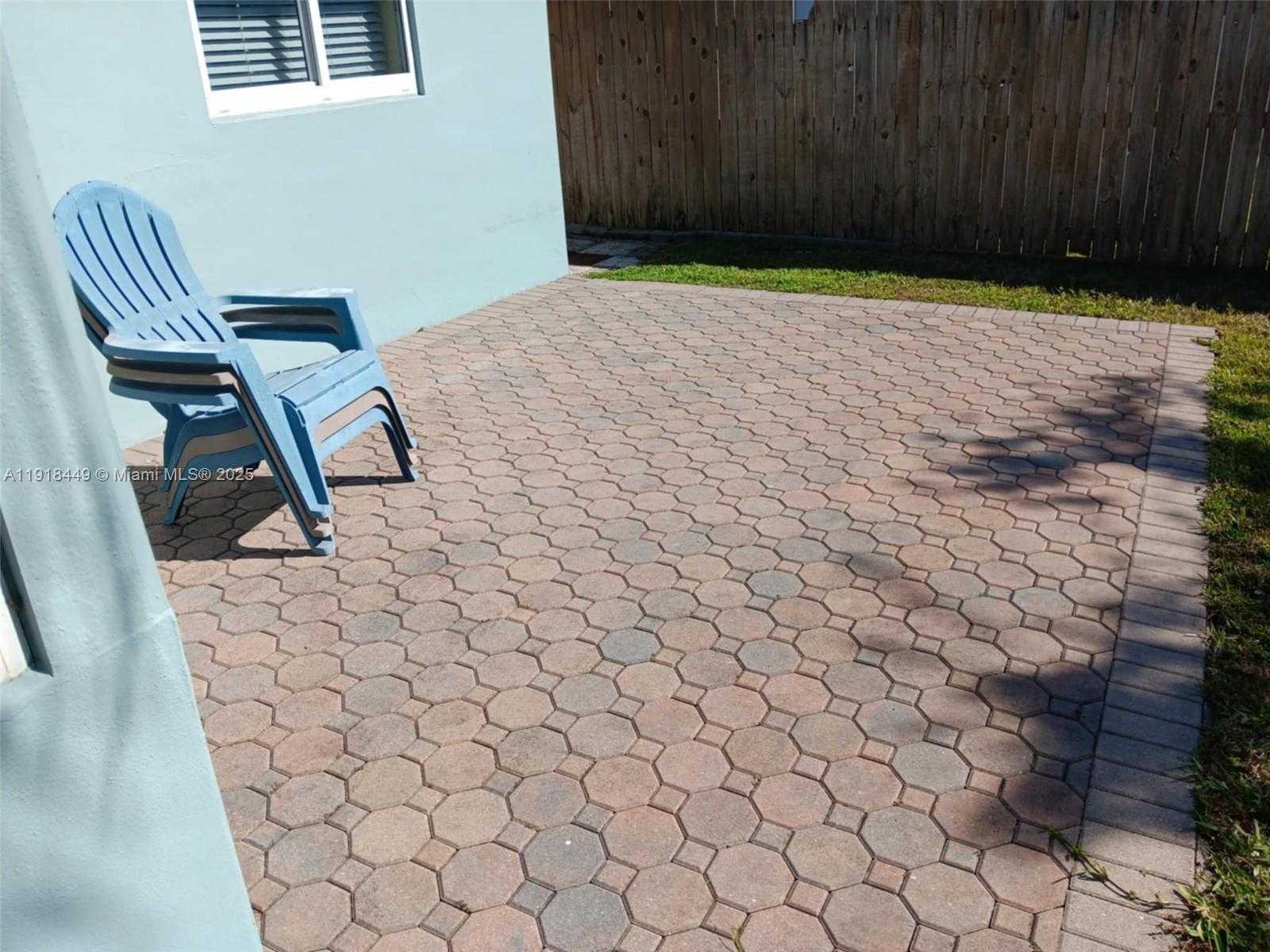 Small Image of 3002 NORTH WEST 46TH ST, Tamarac Number 22