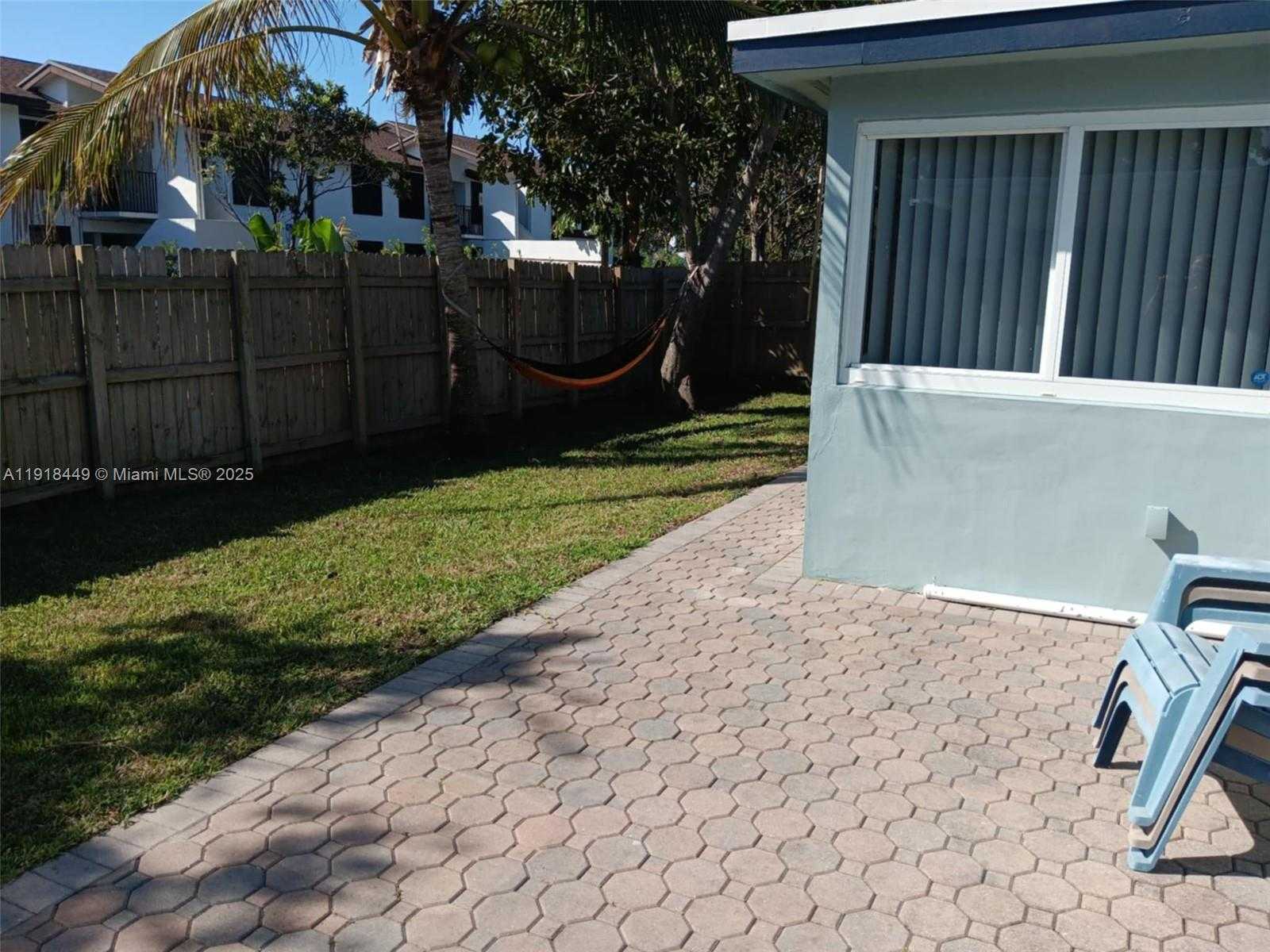 Small Image of 3002 NORTH WEST 46TH ST, Tamarac Number 25