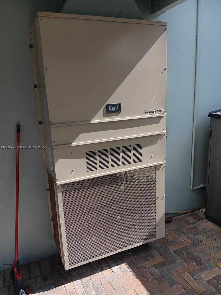 Small Image of 3002 NORTH WEST 46TH ST, Tamarac Number 29