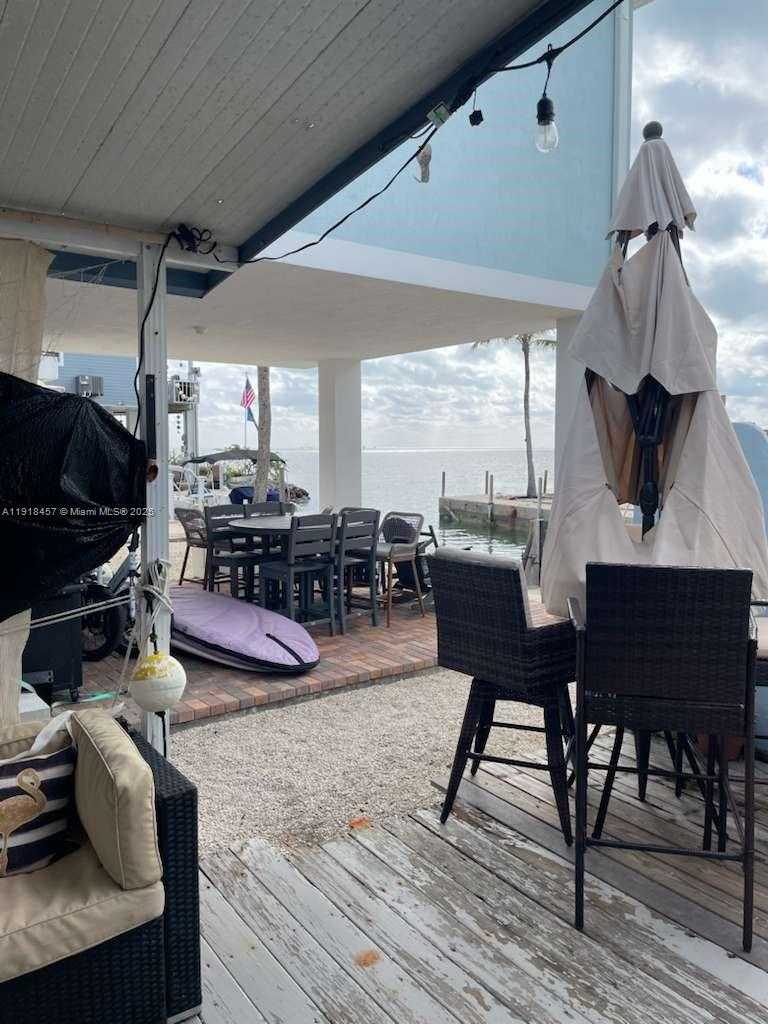 Small Image of 84961 OLD HWY 17 HWY, Islamorada Number 12