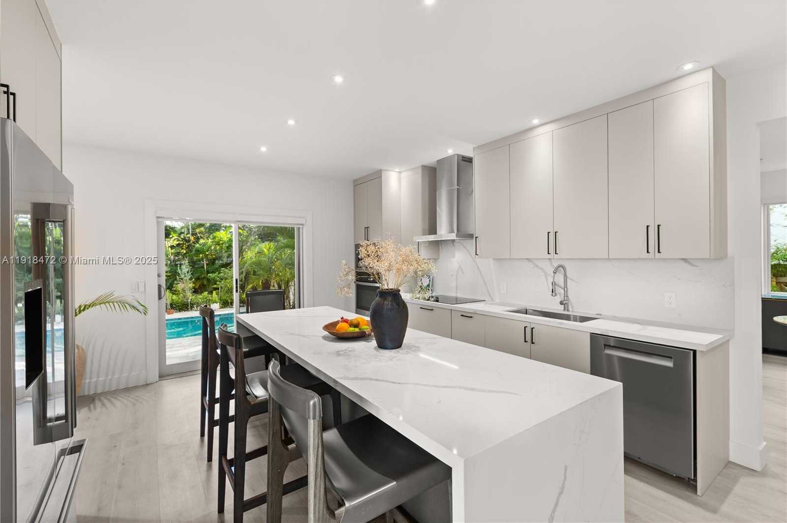 Small Image of 3616 SOUTH WEST 26TH ST, Miami Number 17