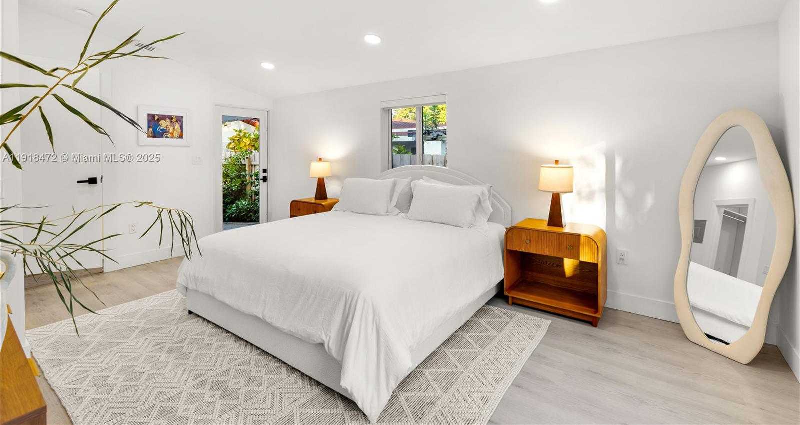 Small Image of 3616 SOUTH WEST 26TH ST, Miami Number 27