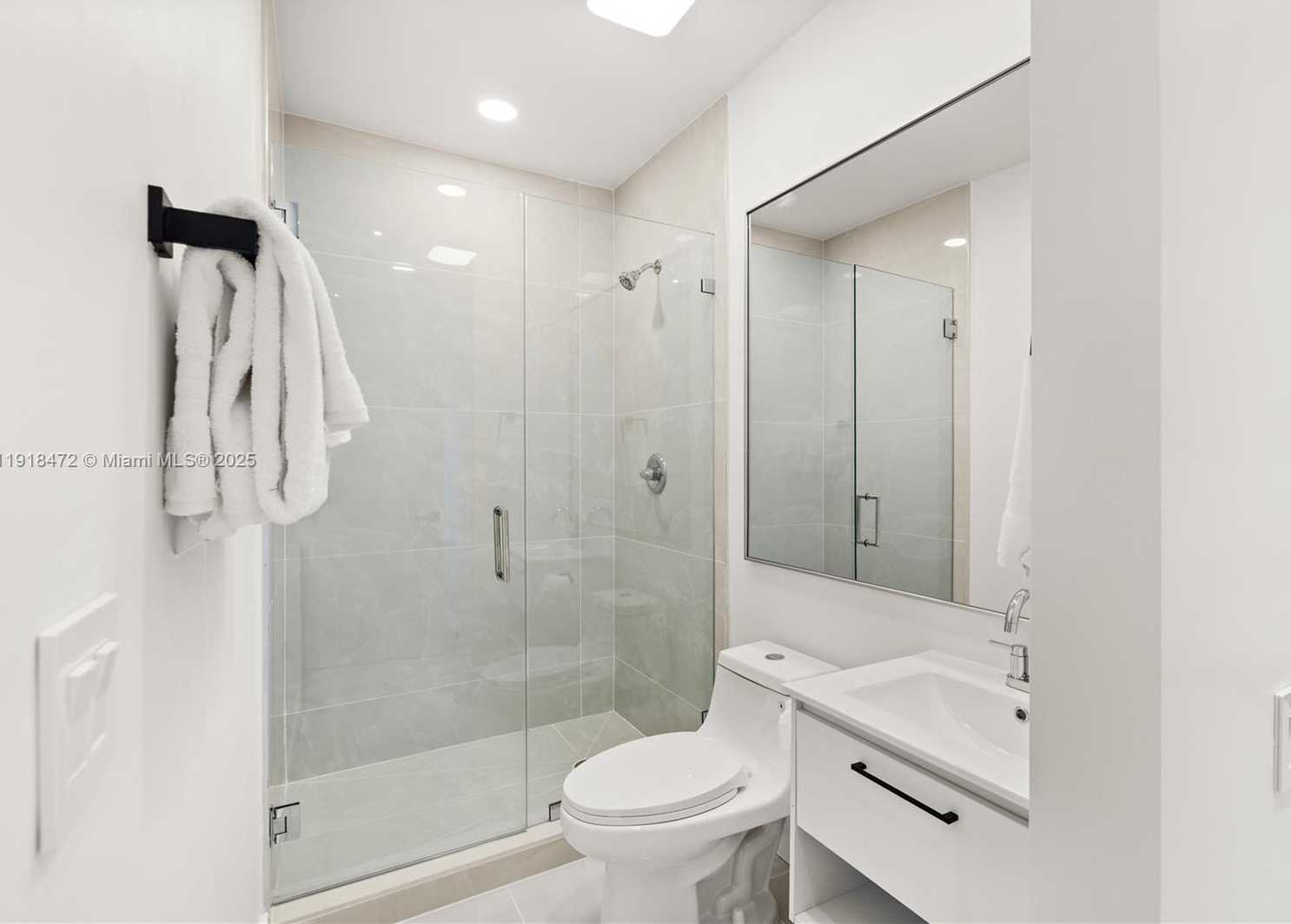 Small Image of 3616 SOUTH WEST 26TH ST, Miami Number 35