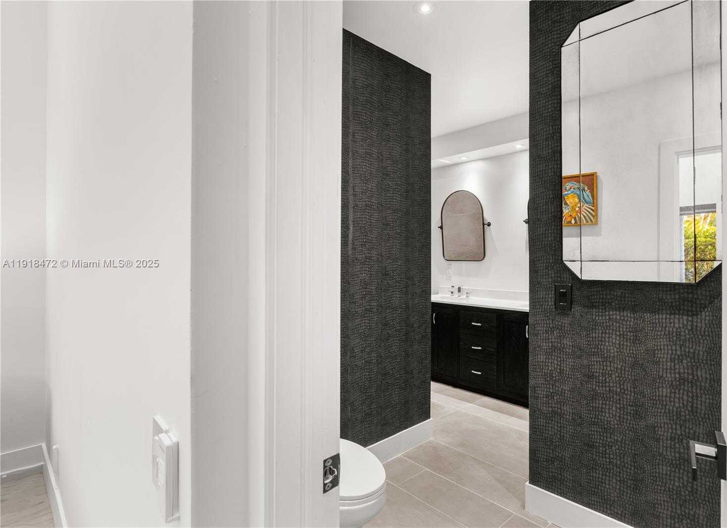 Small Image of 3616 SOUTH WEST 26TH ST, Miami Number 47