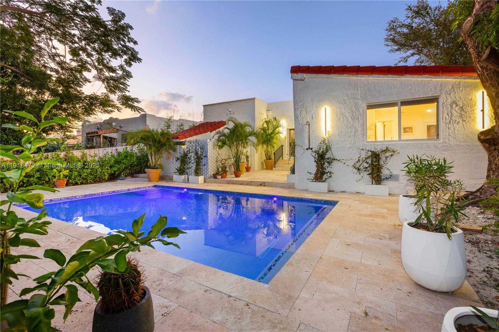 Small Image of 3616 SOUTH WEST 26TH ST, Miami Number 56