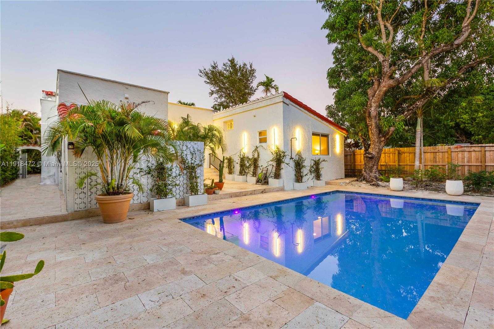 Small Image of 3616 SOUTH WEST 26TH ST, Miami Number 57