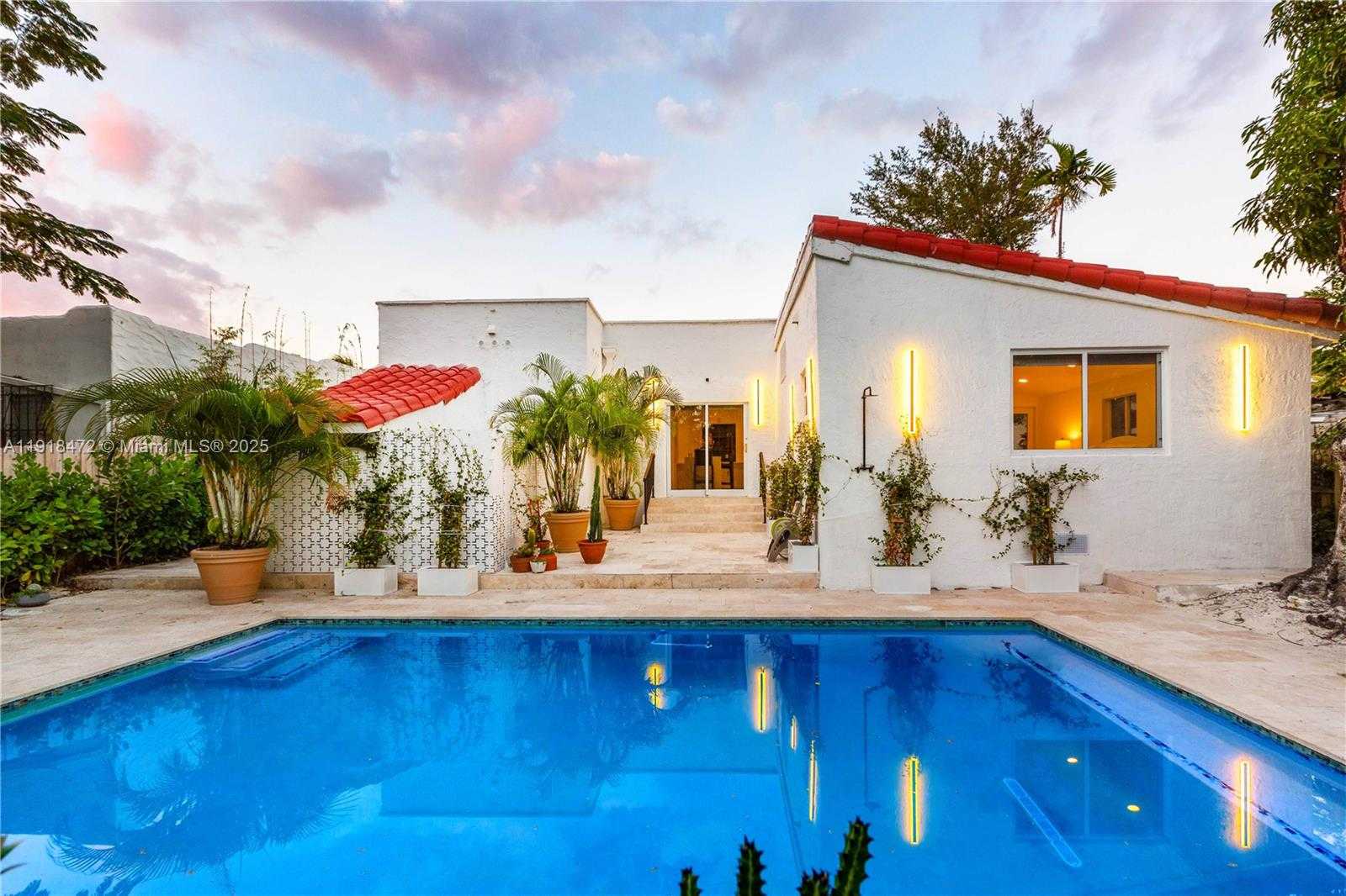 Small Image of 3616 SOUTH WEST 26TH ST, Miami Number 58