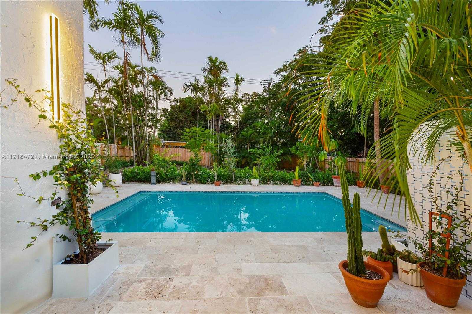 Small Image of 3616 SOUTH WEST 26TH ST, Miami Number 62