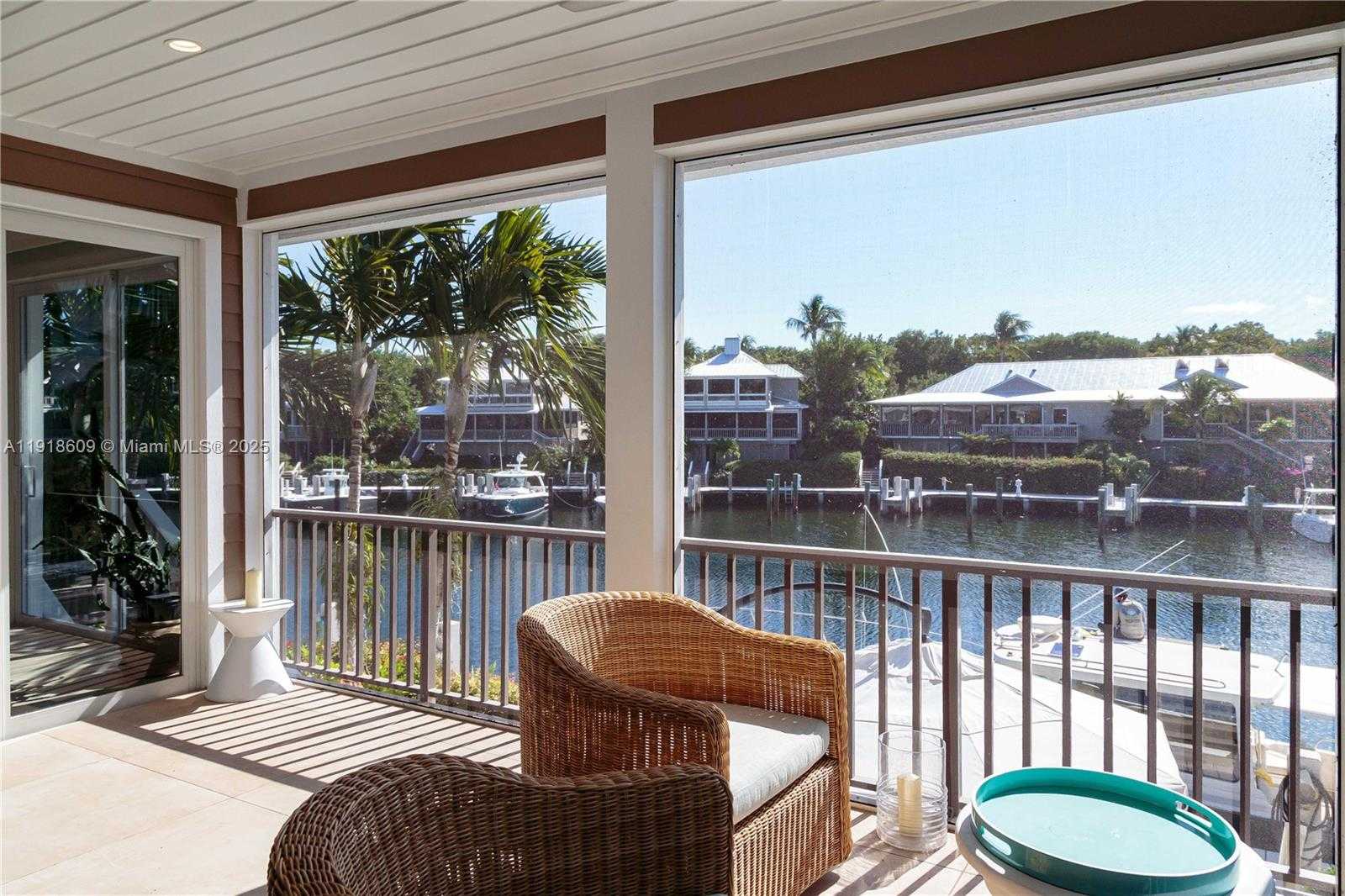 Small Image of 22 SOUTH ISLAND DR, Key Largo Number 23