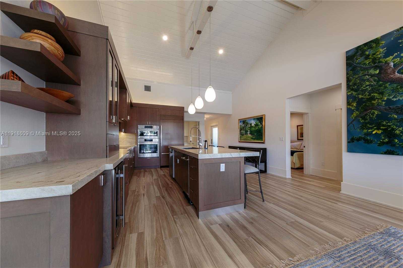 Small Image of 22 SOUTH ISLAND DR, Key Largo Number 8