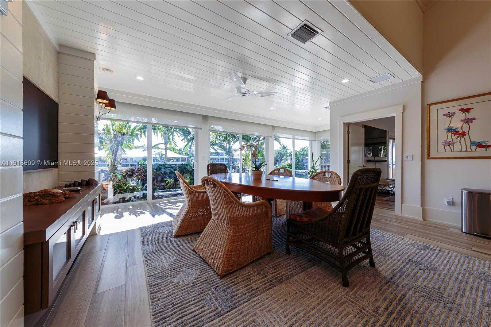 Small Image of 22 SOUTH ISLAND DR, Key Largo Number 9