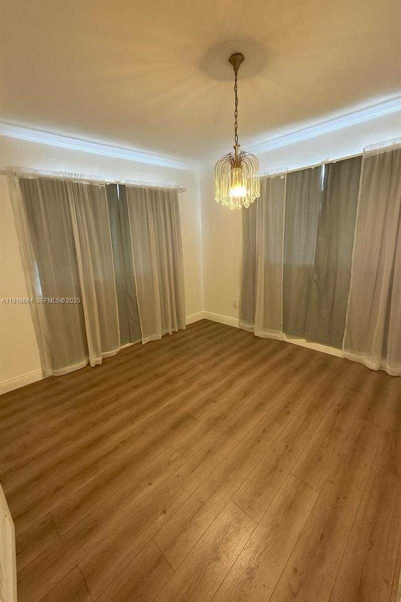 Small Image of 2659 WEST 10TH AVE, Hialeah Number 1