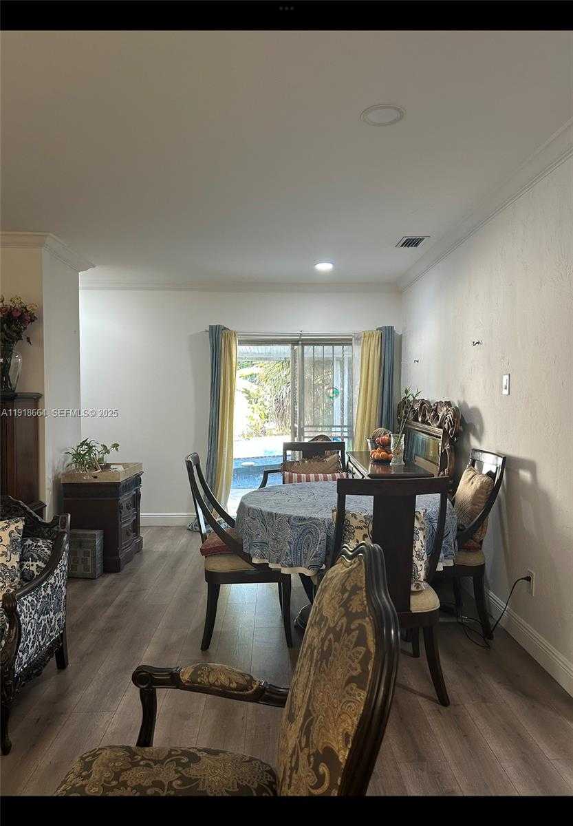 Small Image of 2659 WEST 10TH AVE, Hialeah Number 15