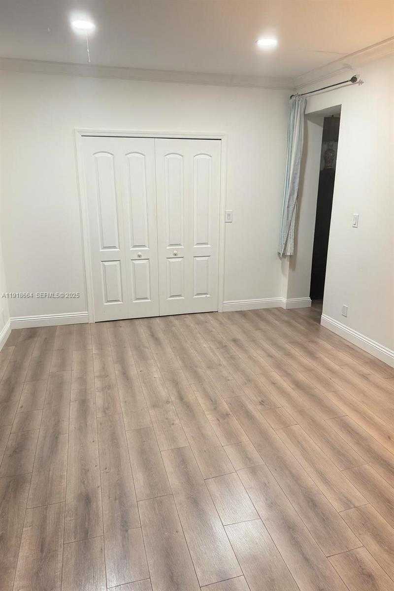 Small Image of 2659 WEST 10TH AVE, Hialeah Number 3