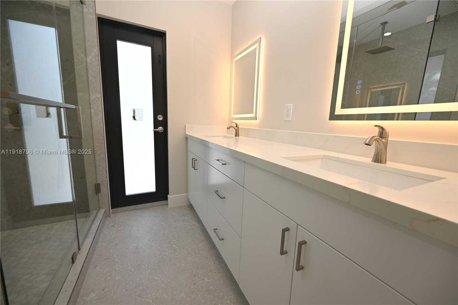 Small Image of 9760 SOUTH WEST 119TH ST, Miami Number 13