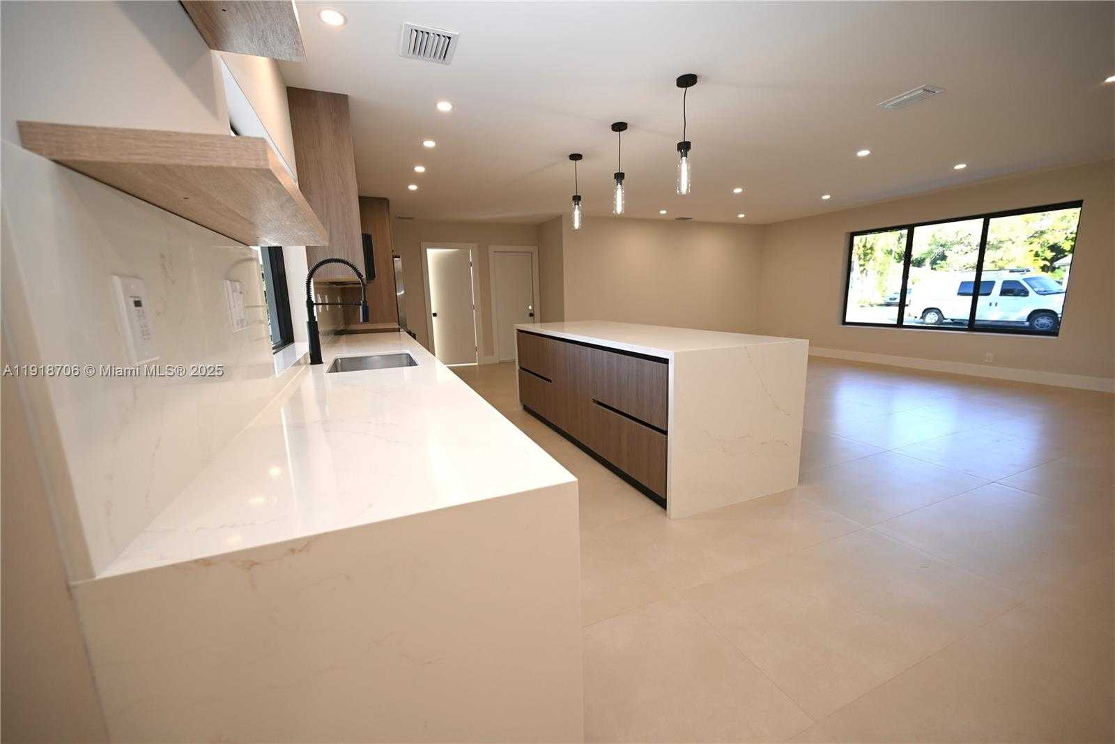 Small Image of 9760 SOUTH WEST 119TH ST, Miami Number 16