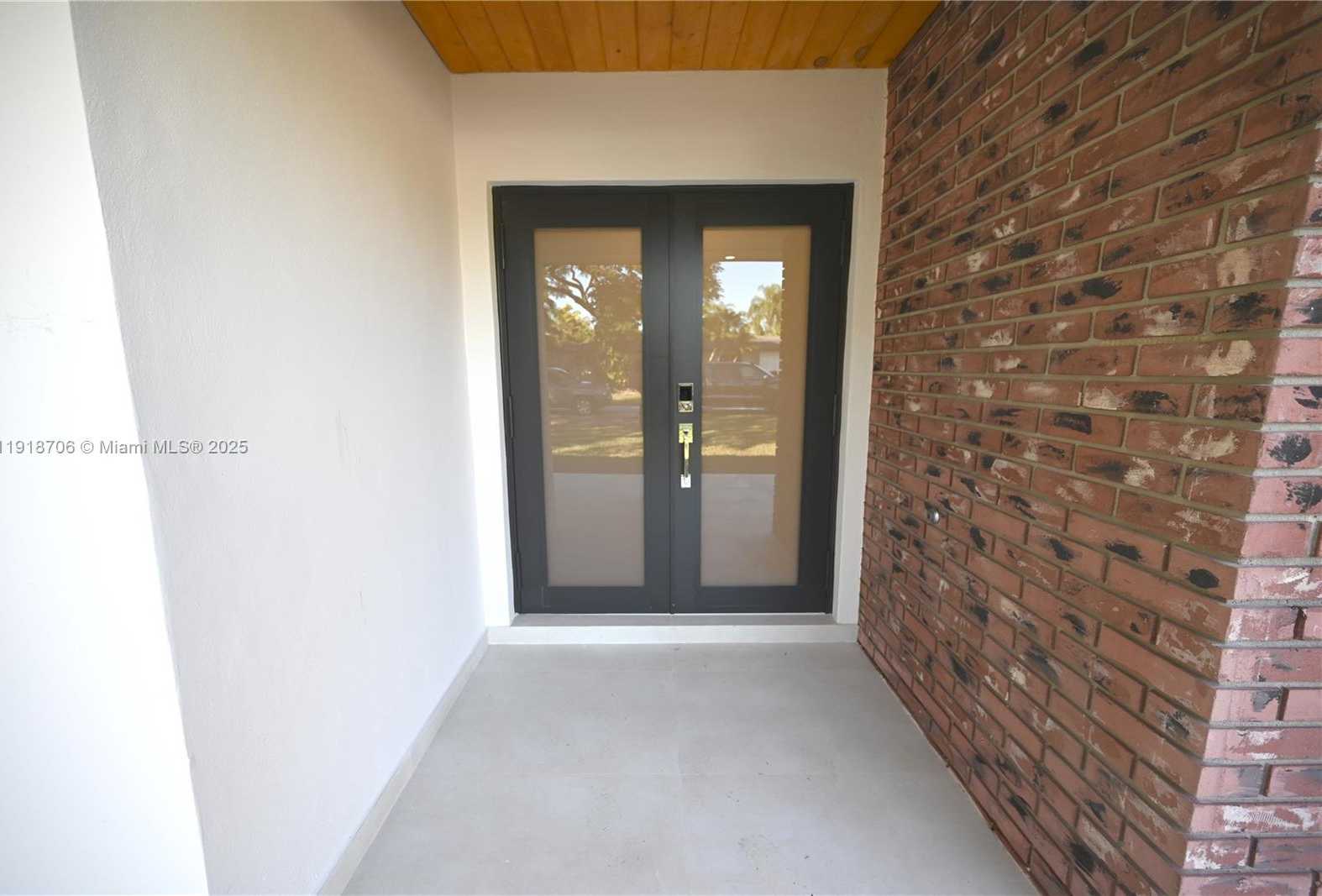 Small Image of 9760 SOUTH WEST 119TH ST, Miami Number 27