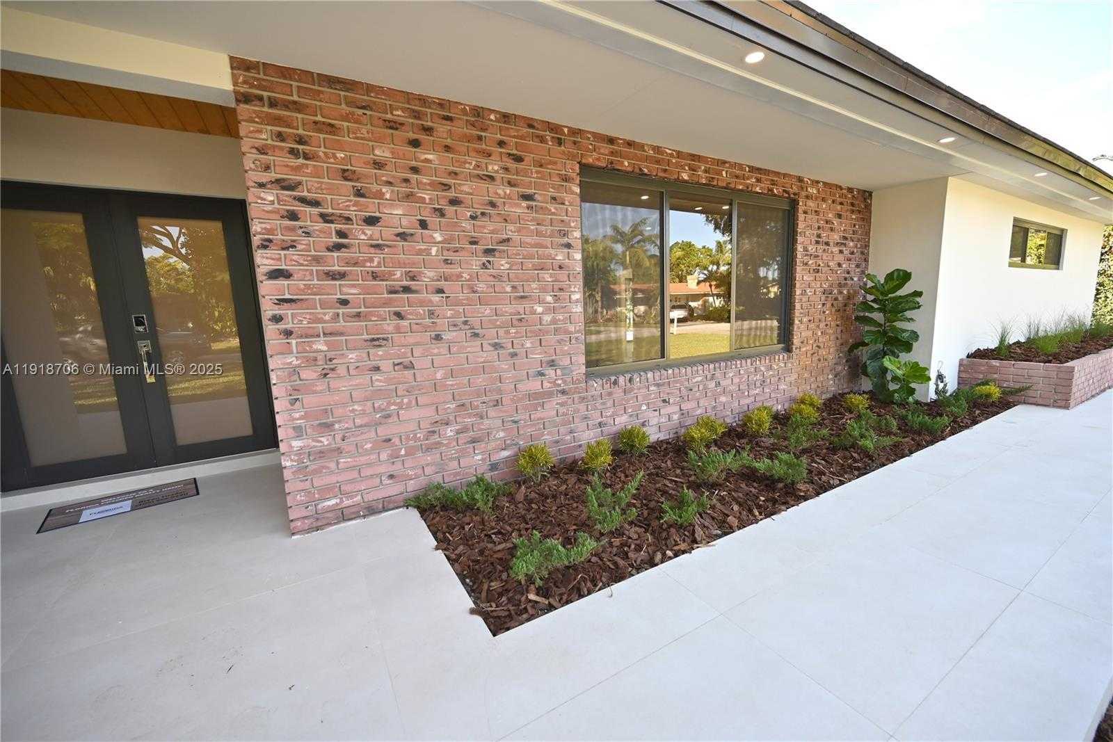 Small Image of 9760 SOUTH WEST 119TH ST, Miami Number 29