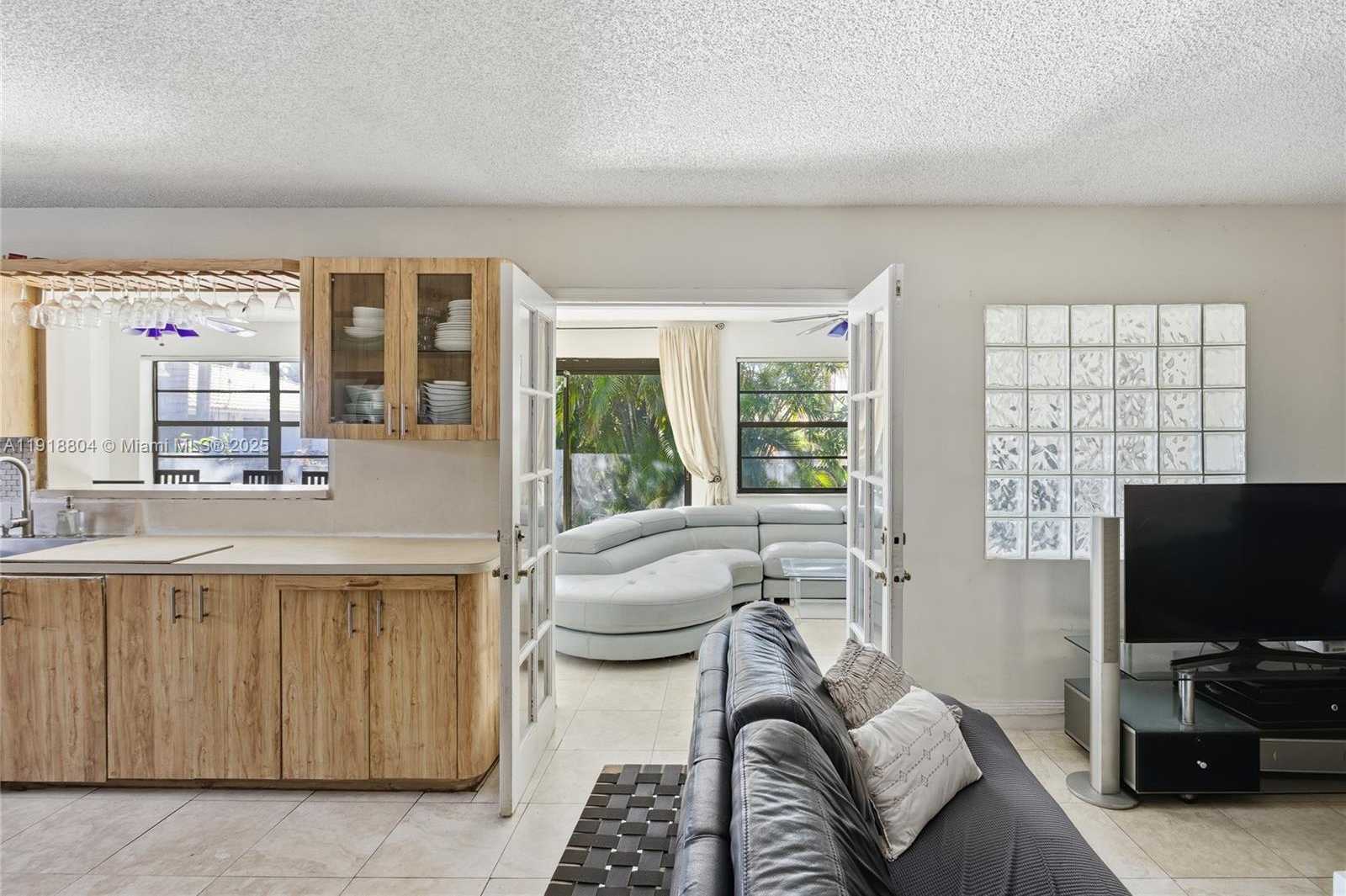 Small Image of 272 191ST TER, Sunny Isles Beach Number 17