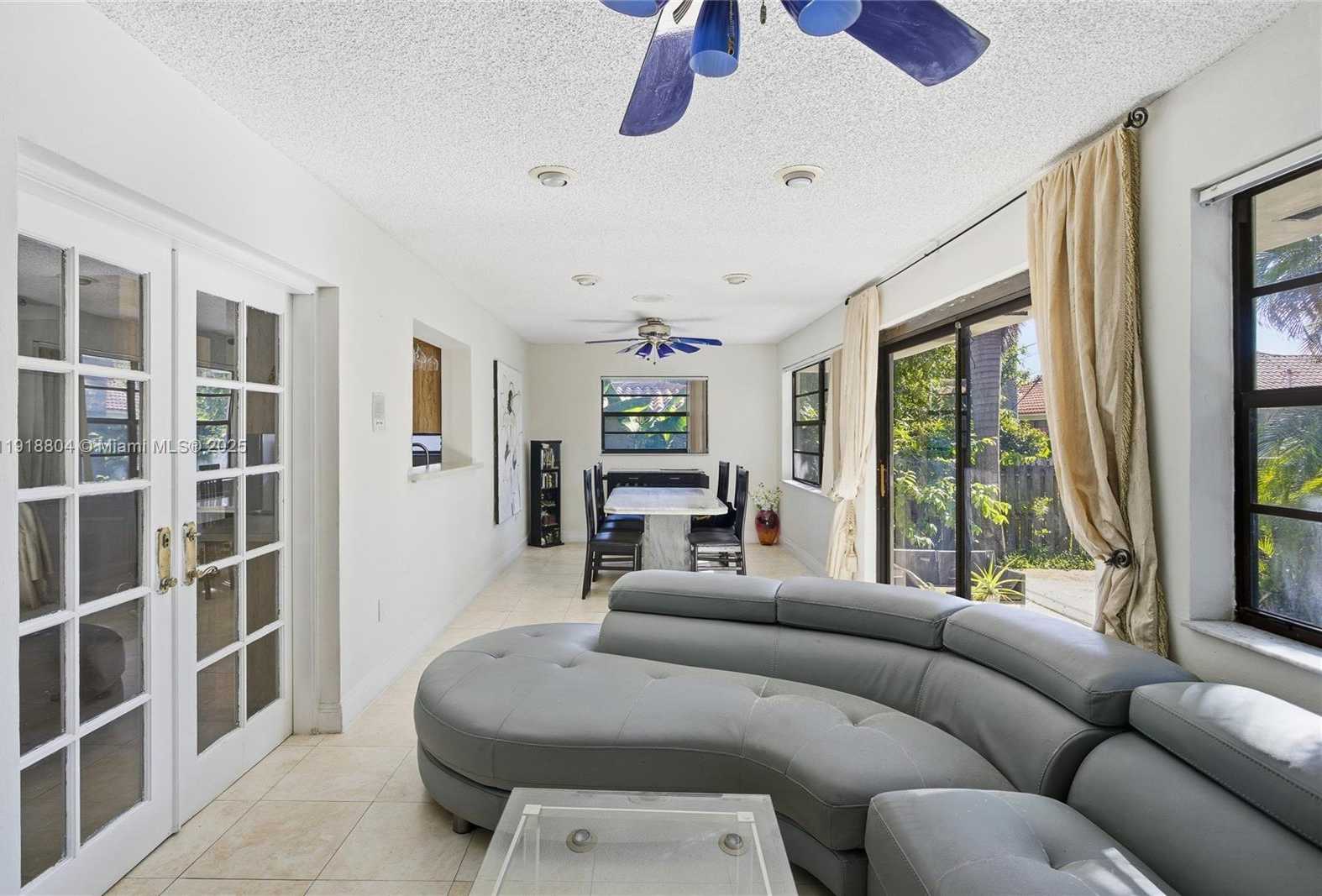 Small Image of 272 191ST TER, Sunny Isles Beach Number 18