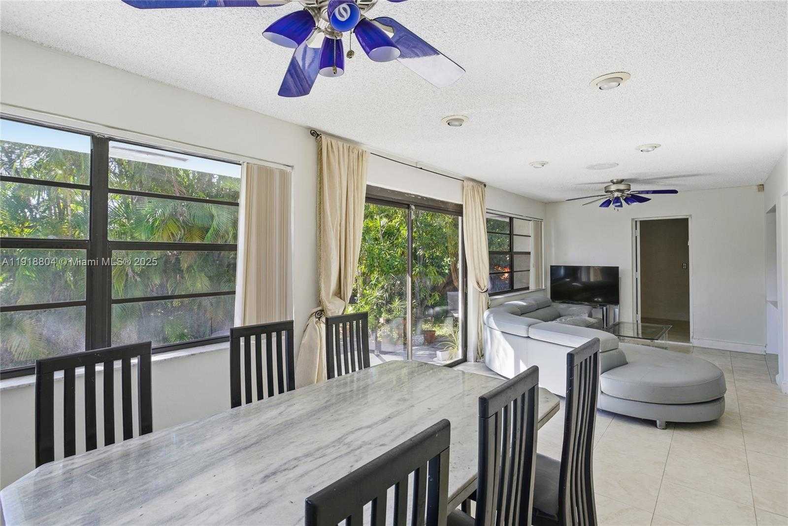 Small Image of 272 191ST TER, Sunny Isles Beach Number 19