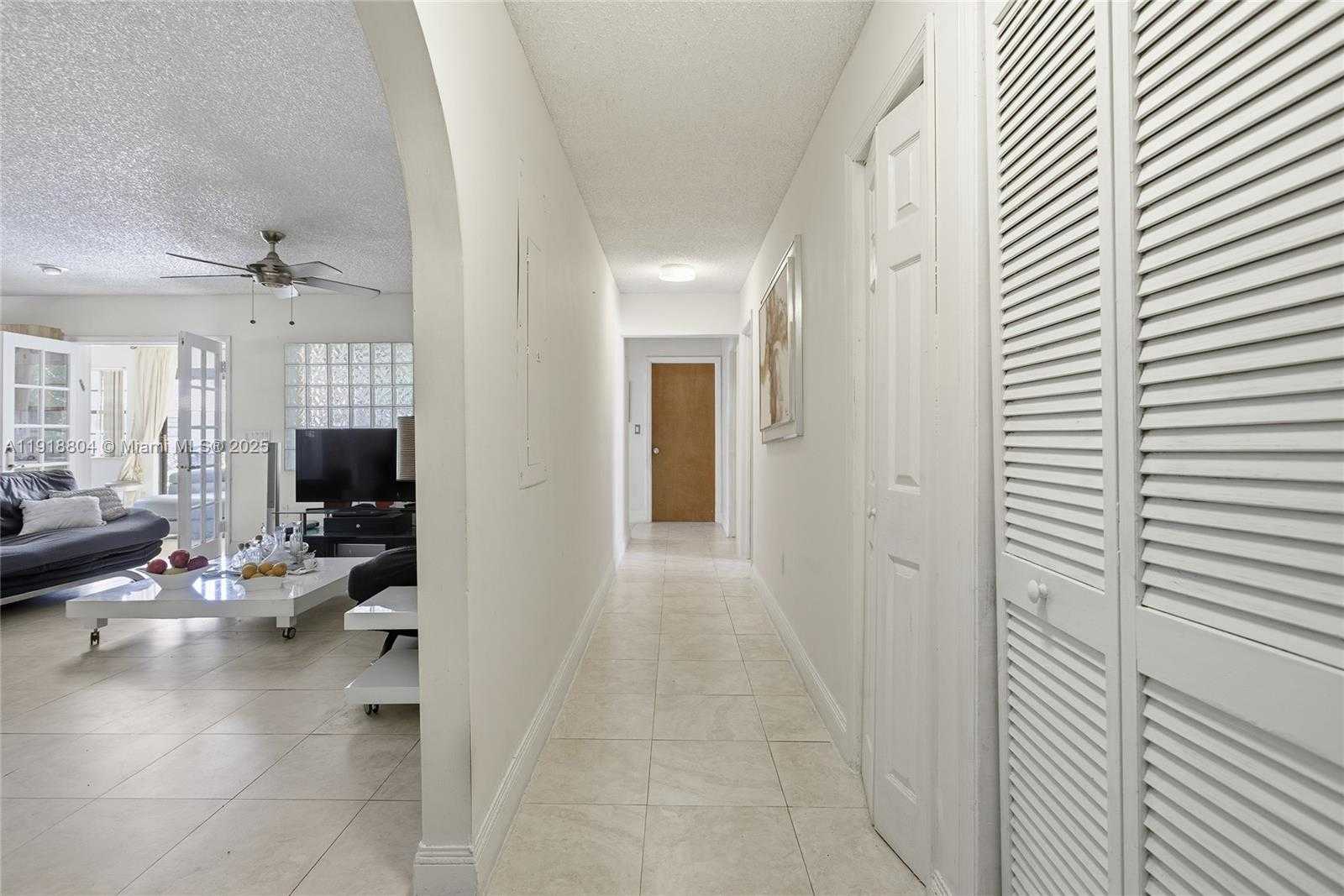 Small Image of 272 191ST TER, Sunny Isles Beach Number 24