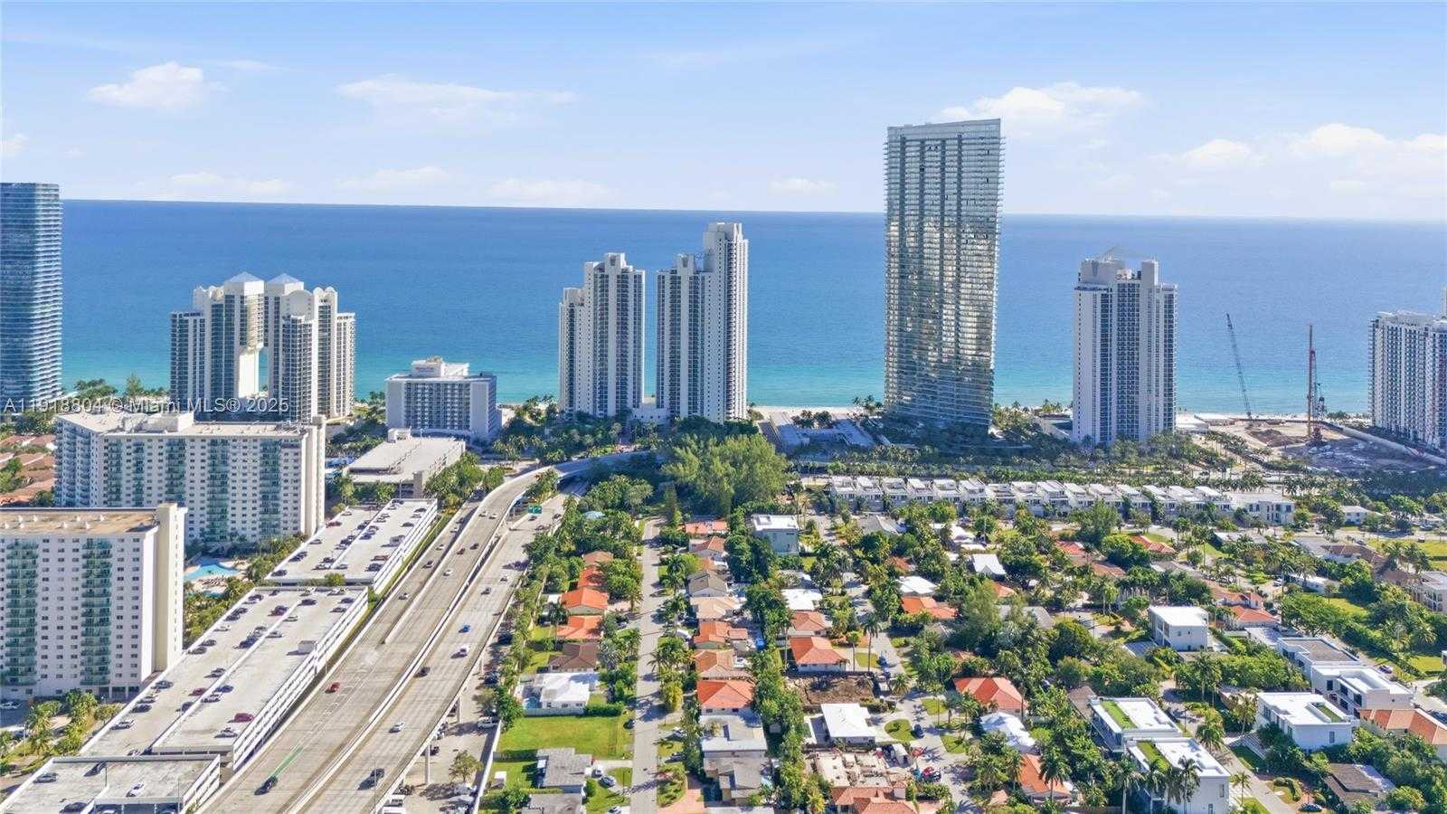 Small Image of 272 191ST TER, Sunny Isles Beach Number 35