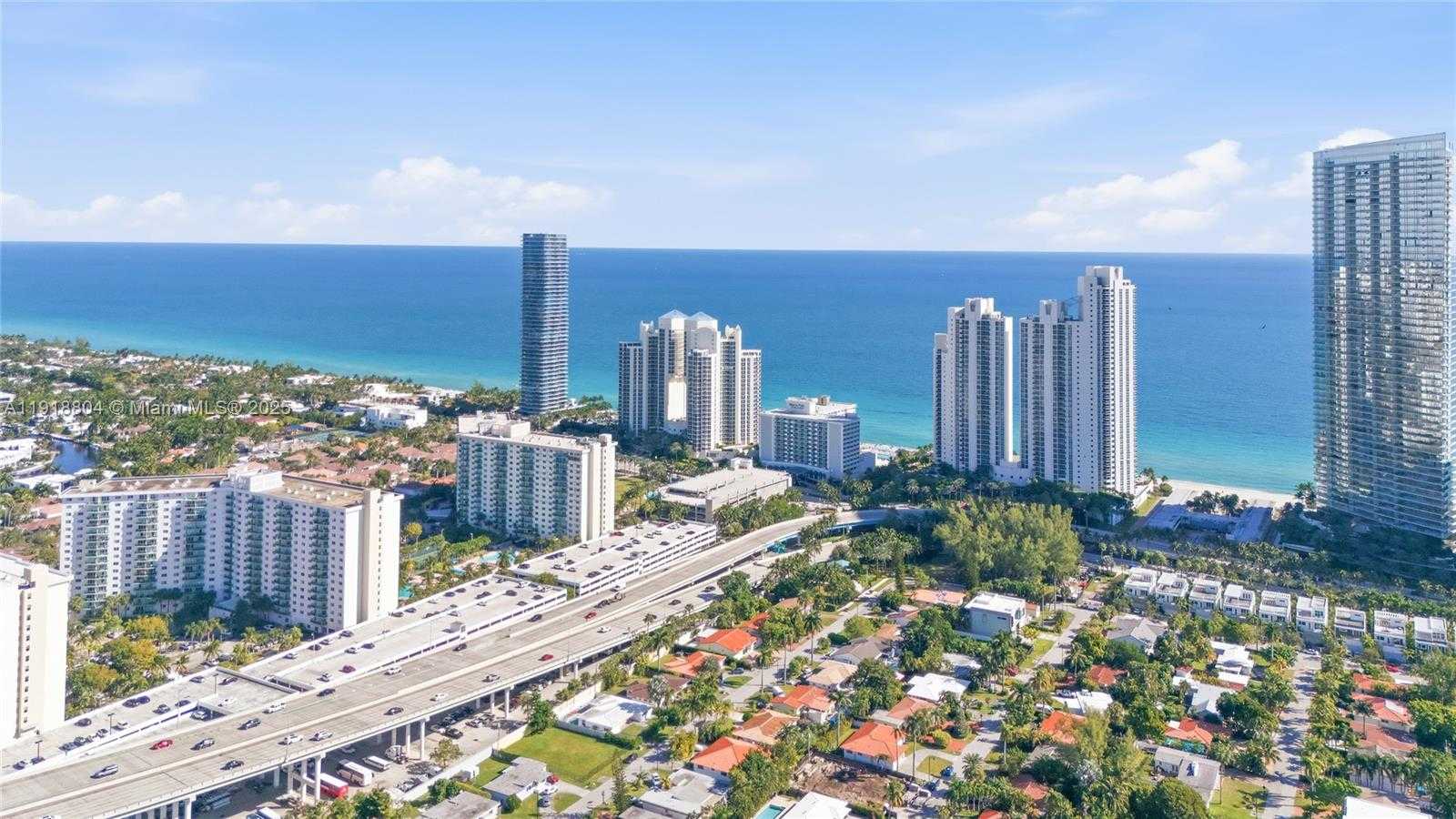Small Image of 272 191ST TER, Sunny Isles Beach Number 37