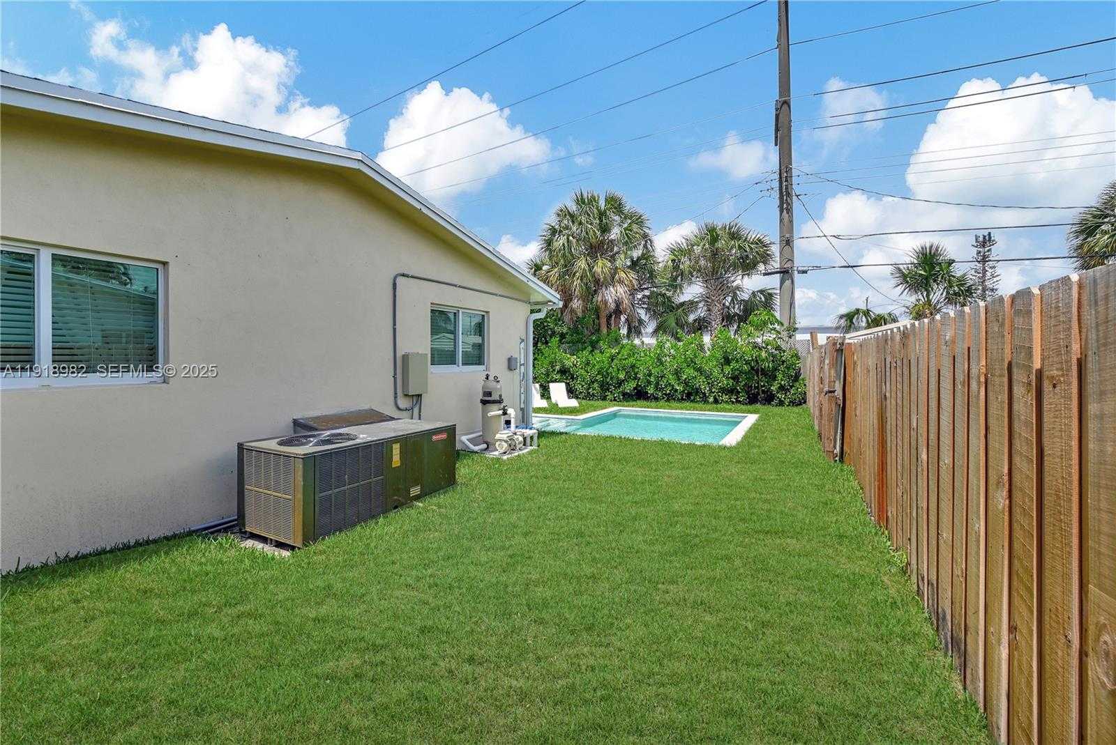 Small Image of 4851 NORTH EAST 13TH AVE, Oakland Park Number 40
