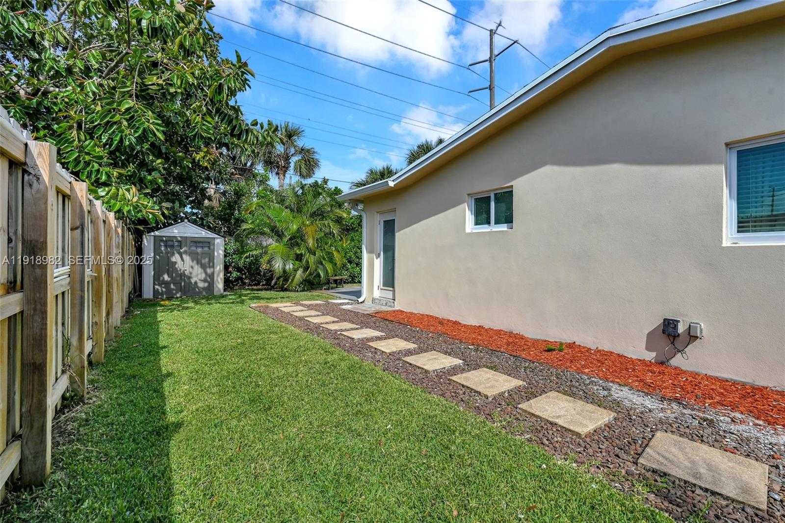 Small Image of 4851 NORTH EAST 13TH AVE, Oakland Park Number 43