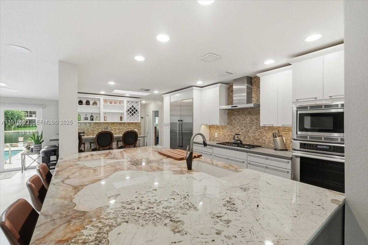 Imagen de Pequeño Objeto