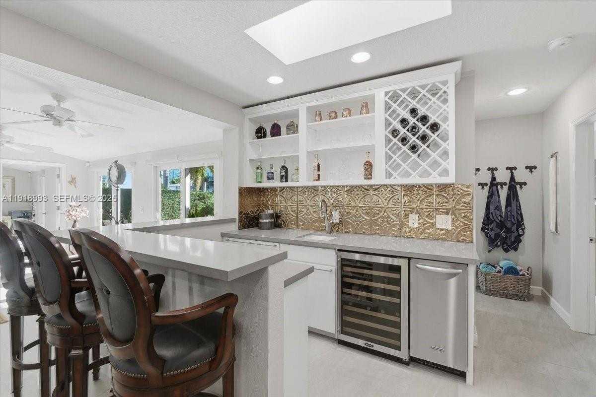 Imagen de Pequeño Objeto