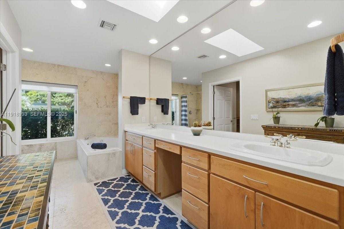 Imagen de Pequeño Objeto