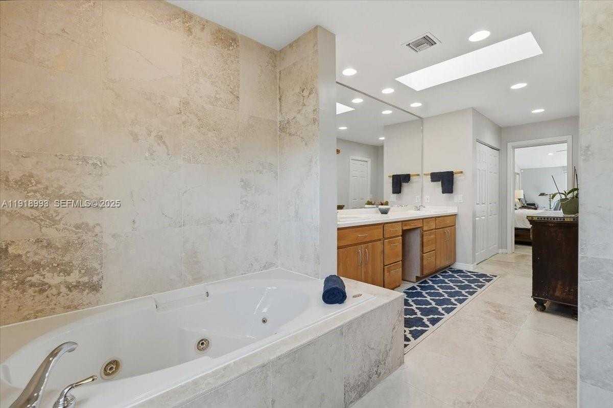 Imagen de Pequeño Objeto