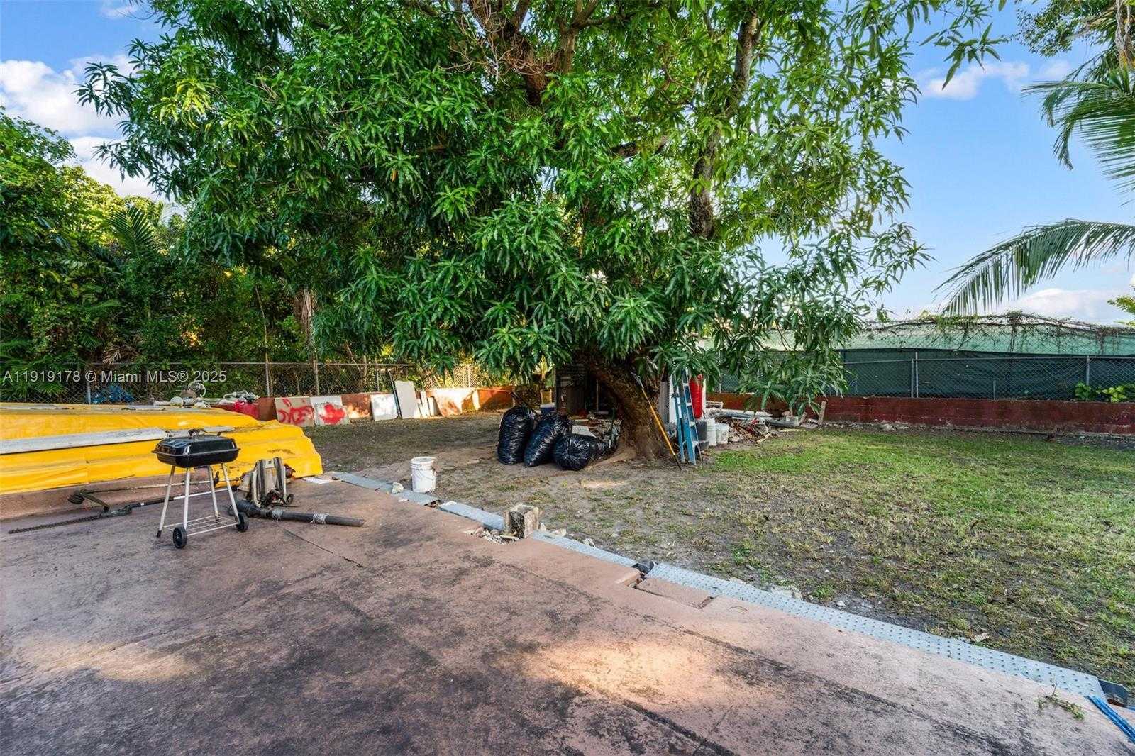 Small Image of 2840 NORTH WEST 4TH ST, Miami Number 20