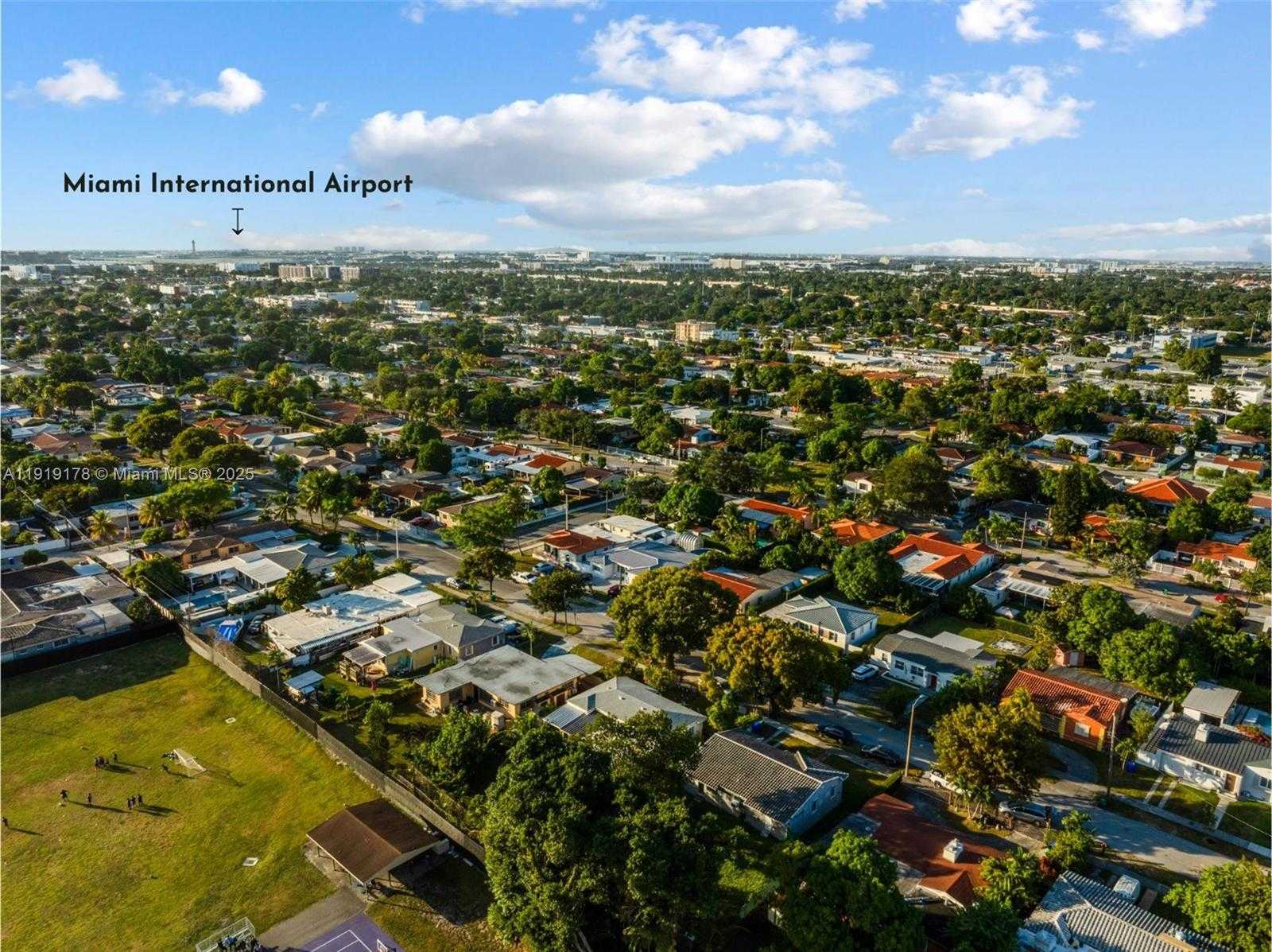 Small Image of 2840 NORTH WEST 4TH ST, Miami Number 24