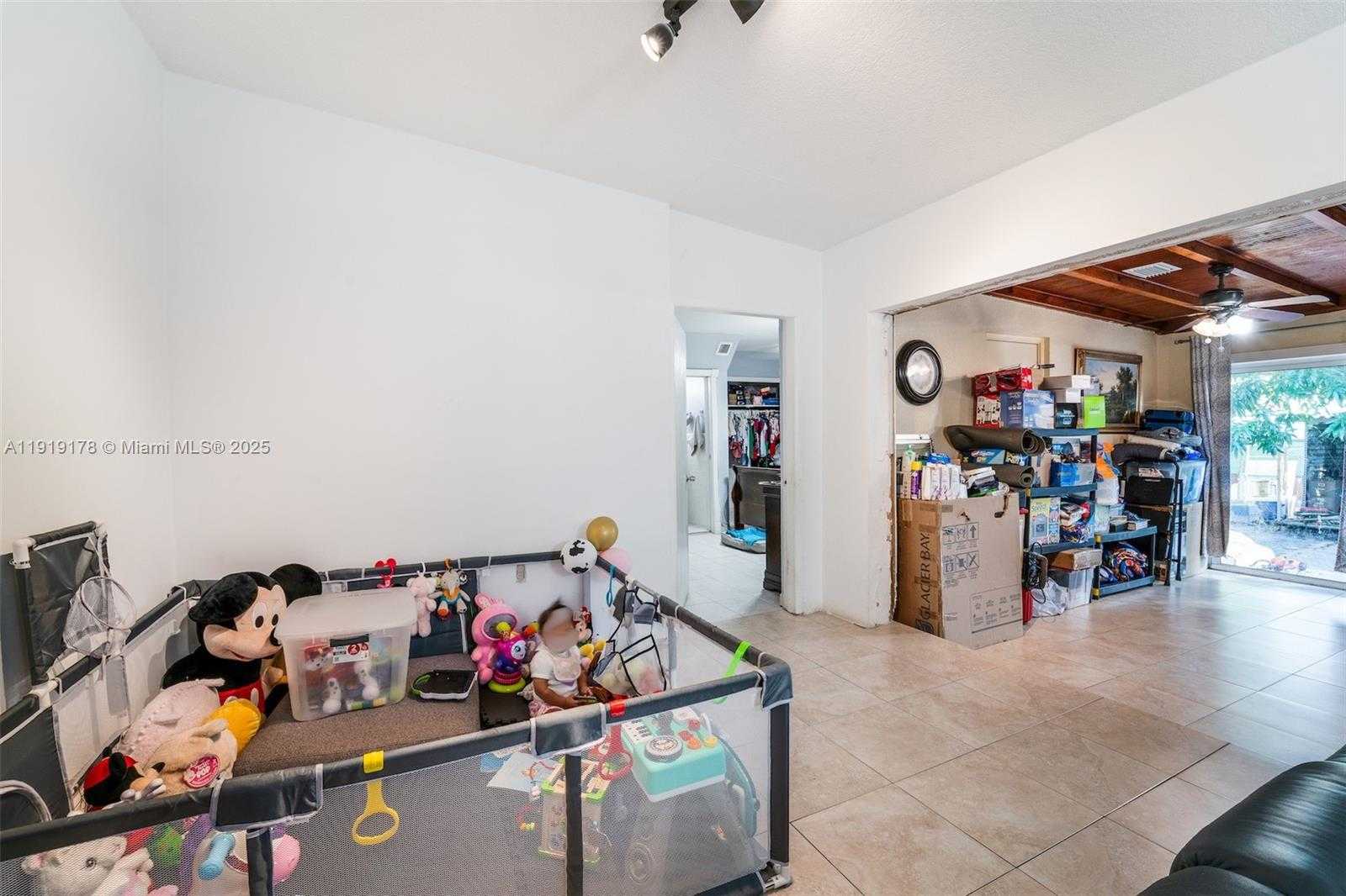 Small Image of 2840 NORTH WEST 4TH ST, Miami Number 6