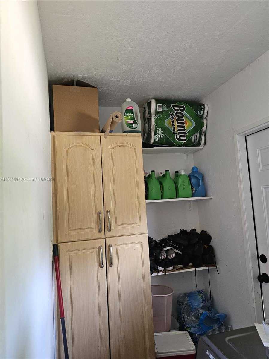 Small Image of 567 TALLULAH RD, Palm Beach Number 13