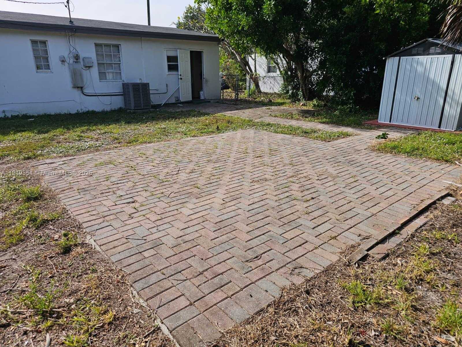 Small Image of 567 TALLULAH RD, Palm Beach Number 25