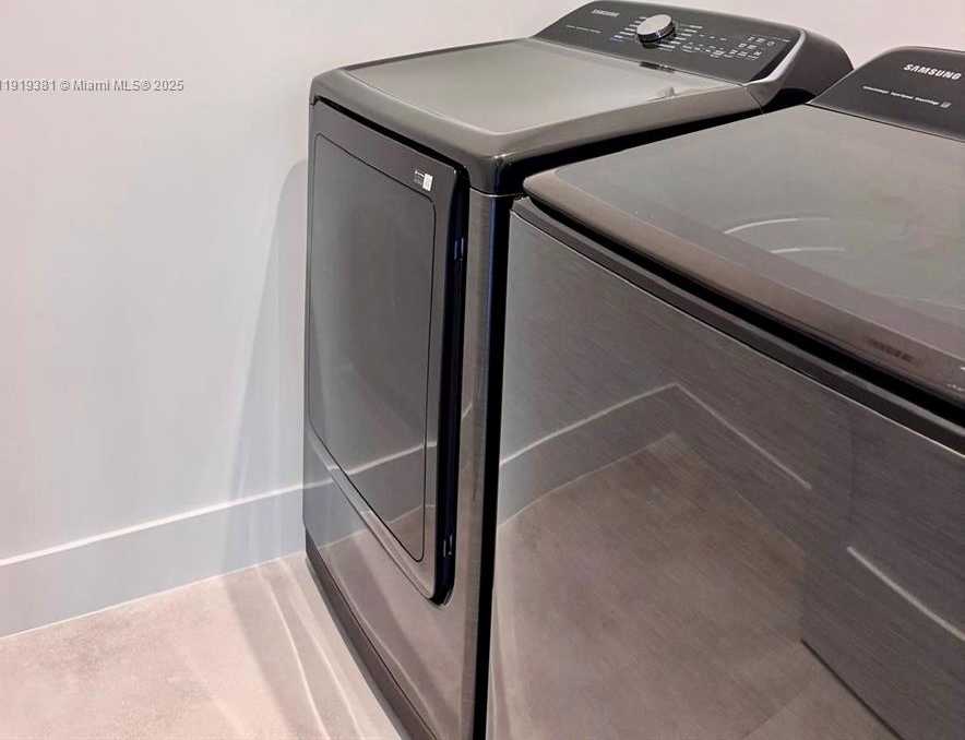 Small Image of 1409 SOUTH EAST 14TH CT, Deerfield Beach Number 13