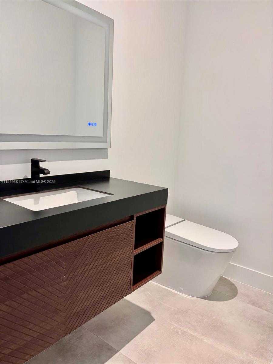 Small Image of 1409 SOUTH EAST 14TH CT, Deerfield Beach Number 14