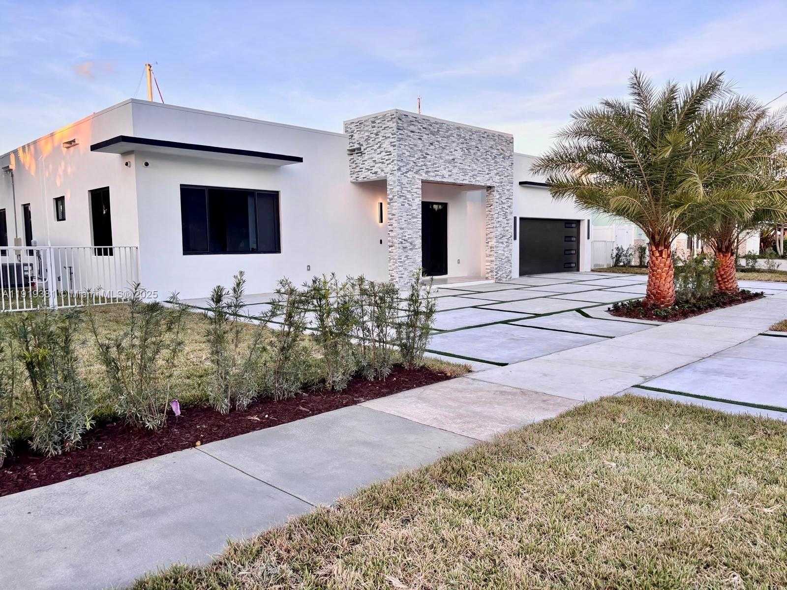 Small Image of 1409 SOUTH EAST 14TH CT, Deerfield Beach Number 4