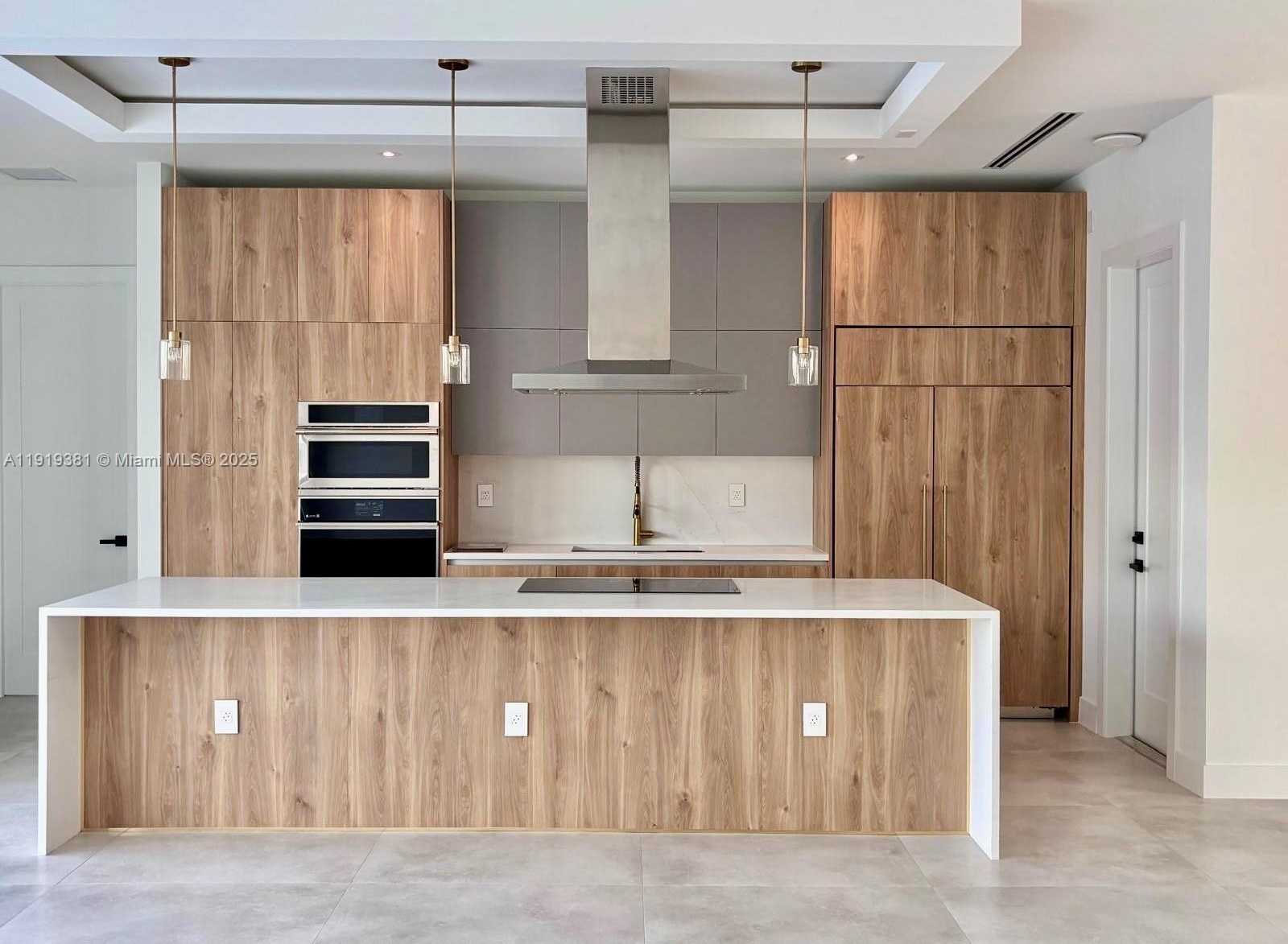 Small Image of 1409 SOUTH EAST 14TH CT, Deerfield Beach Number 8