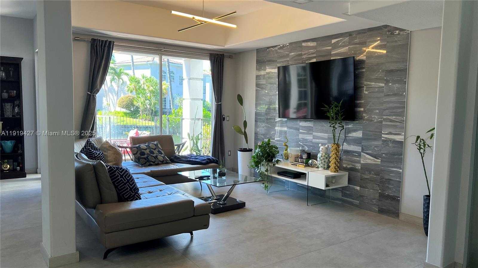 Small Image of 20740 NORTH EAST 32ND PL, Aventura Number 21