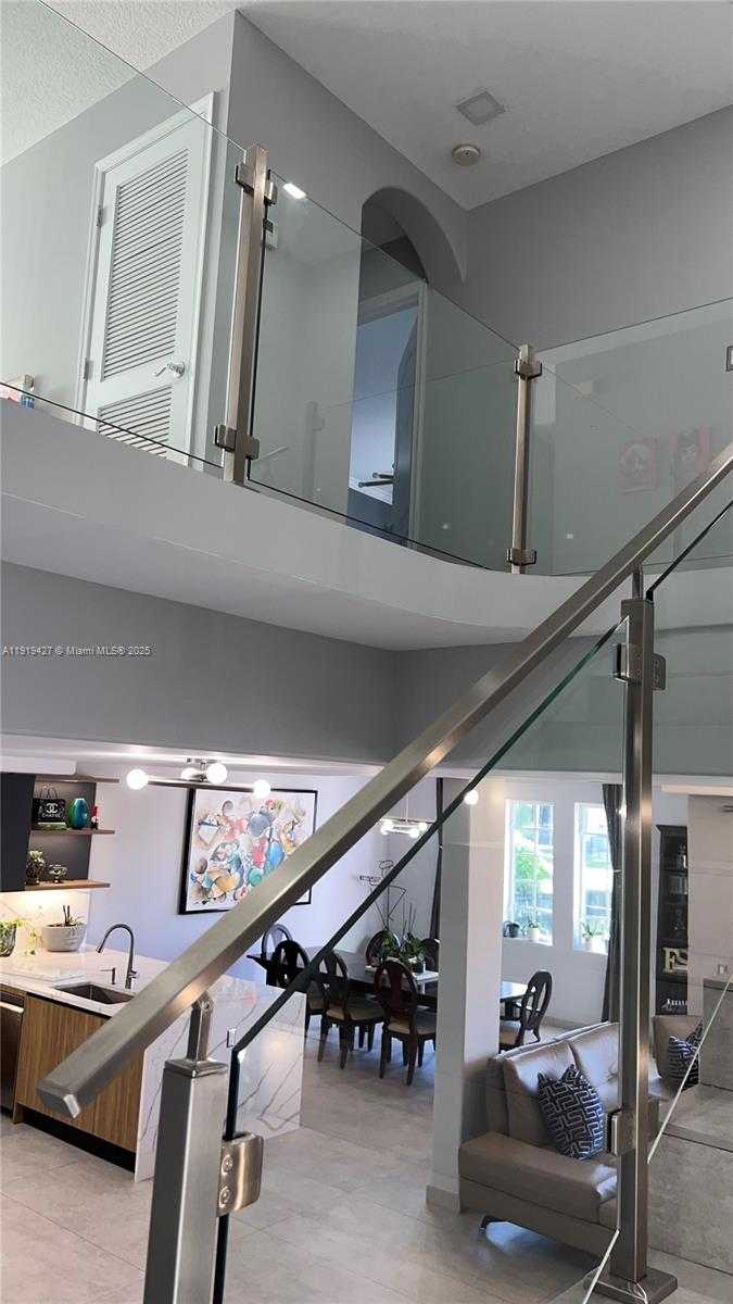 Small Image of 20740 NORTH EAST 32ND PL, Aventura Number 25