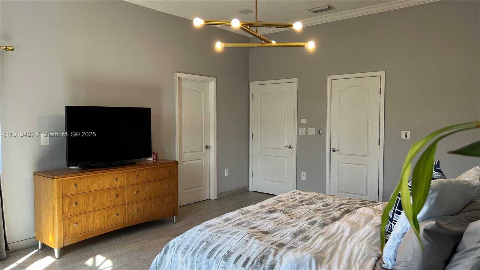 Small Image of 20740 NORTH EAST 32ND PL, Aventura Number 28