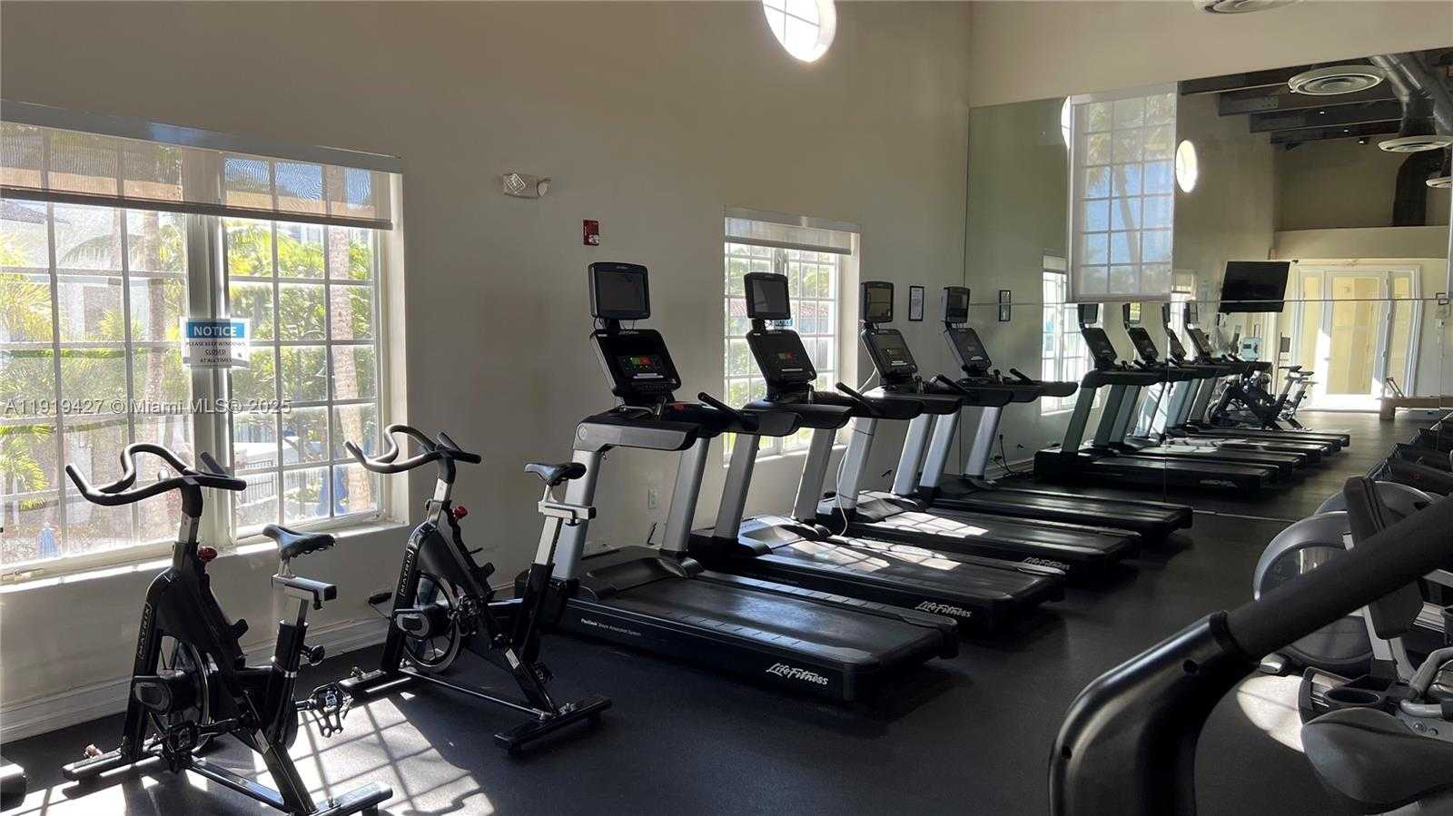 Small Image of 20740 NORTH EAST 32ND PL, Aventura Number 49